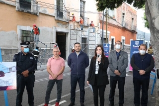 Ayuntamiento de Puebla le pone color y da mantenimiento a la imagen urbana del centro histórico
