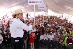 Mayor conectividad carretera para la mixteca, propuso Armenta 