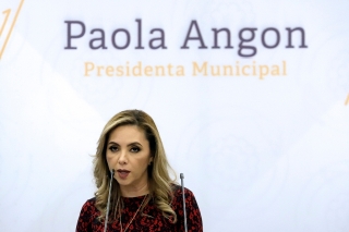 Con Paola Angón amenazas, represión y violación de derechos humanos