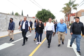 En Granjas Puebla el gobierno municipal entrega cuatro rehabilitaciones viales