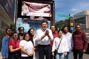 Con la ayuda de los poblanos Armenta logra 25 toneladas de ayuda para Guerrero 