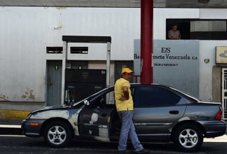 Venezuela suspende labores y clases por apagón masivo