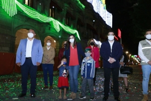 Gobierno de la Ciudad ilumina las fiestas patrias con más de 319 mil focos led