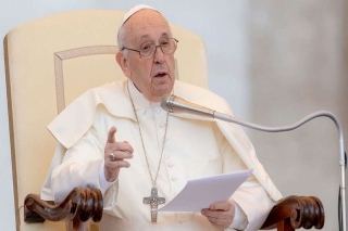 Estado de salud del Papa alimenta rumores sobre una posible dimisión