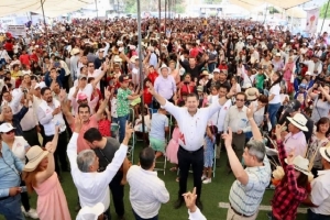 Cada mes, Armenta saluda a 100 mil ciudadanos