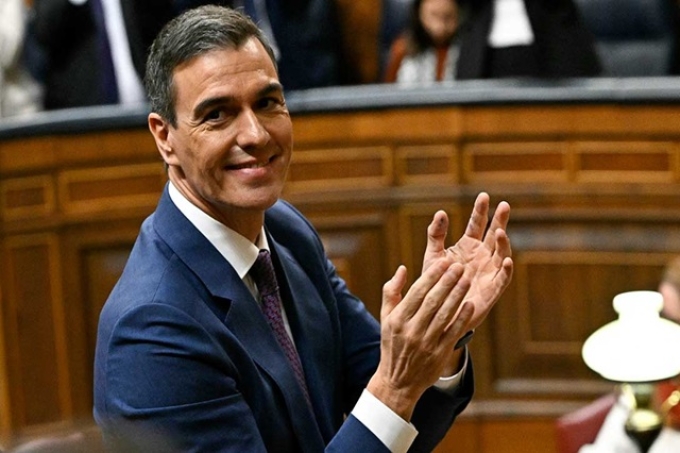 Congreso de España reelige a Pedro Sánchez como presidente del gobierno