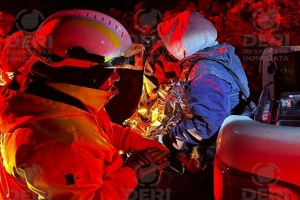 Dirección de Protección Civil y policía municipal de Puebla rescatan a un hombre en la Malinche