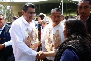 Favorece Gobierno de Puebla a los 217 municipios: Sergio Salomón