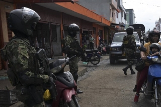 Colombia declara “emergencia carcelaria” por ataques a guardias
