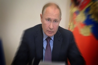 Tras sospecha de COVID, Putin dice que probará la efectividad de la vacuna Sputnik V