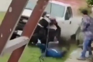 Tragedia en Tianguismanalco; un hombre atropelló con su camioneta a una madre y su hija