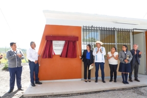 Con techados en escuelas, gobierno de Sergio Salomón contribuye a cuidar salud de estudiantes