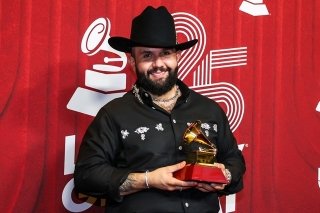 Carín León, Rawayana, Residente triunfan en la antesala de los Grammy