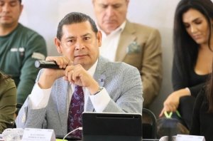 Gobernador Armenta instruye a Anticorrupción retome carpetas de investigación del Teleférico, Museo Barroco y Banco Accendo