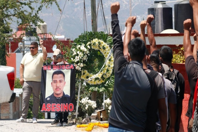 Detuvieron a policía implicado en el asesinato en Ayotzinapa