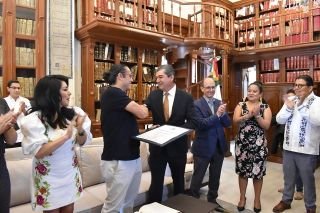 Puebla reconoce al chef Carlos Gaytán como &#039;Visitante Distinguido&#039;