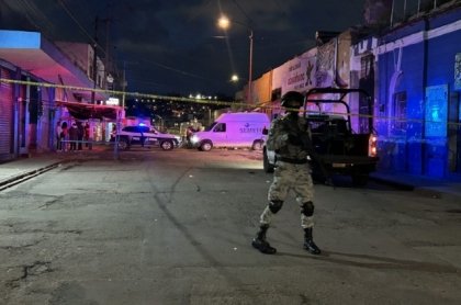 ¡Terror en Puebla!: baño de sangre en la Acocota, dejan cadáver apuñalado en plena calle