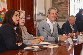 Se reúnen Pepe Chedraui y presidentes de juntas auxiliares de la capital