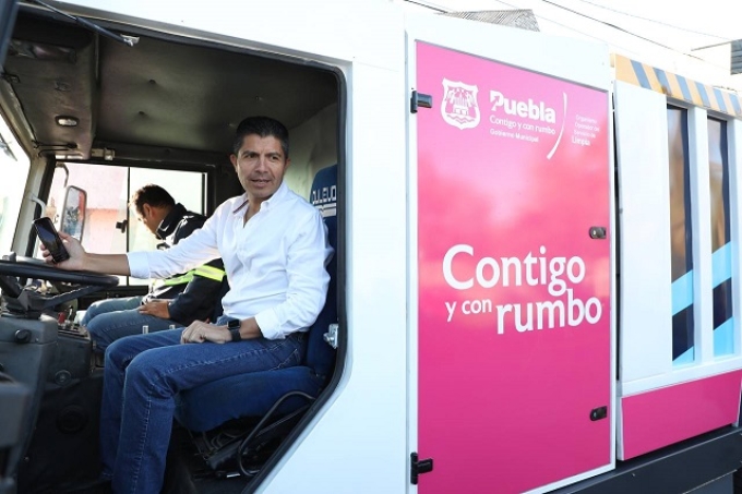 Ayuntamiento de Puebla pone en marcha estrategia integral de limpieza urbana para atender diariamente 90 vialidades
