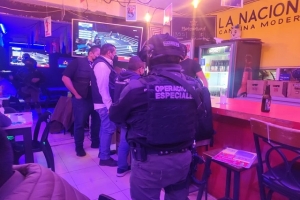 Ayuntamiento de Puebla mantiene operativos para garantizar legalidad en comercios reglamentados