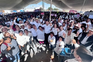 Más de 20 mil comerciantes de Tepeaca se reúnen  con Armenta 