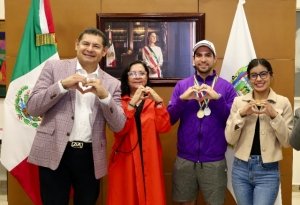 Gobierno de Puebla duplica apoyo económico a medallistas  del estado