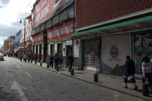Gobernación municipal realiza operativo en el Centro Histórico de Puebla para inhibir el comercio informal