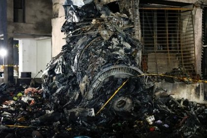 Tragedia aérea en India: todo lo que se sabe del accidente donde murieron casi 300 personas
