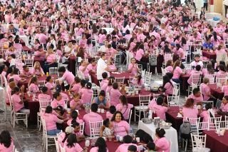 Mujeres son fundamentales para la reconstrucción del tejido social en la Transformación de Puebla: Armenta 
