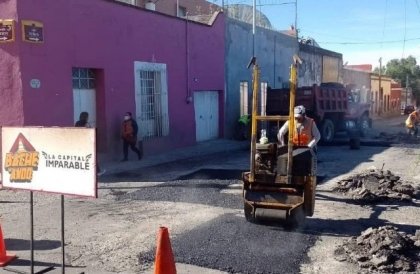 Campaña Capitalina Bacheando Puebla: fortalece los barrios de la ciudad con acciones de mantenimiento vial