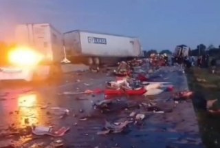 Choque múltiple en la autopista Puebla-Acatzingo