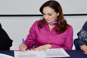 SMDIF Puebla firma convenio con fundación JUCONI por la niñez
