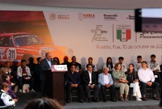 Arranca la segunda etapa de la Carrera Panamericana 2025 en Puebla tras ocho años de ausencia