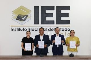 Reciben constancia diputados locales de representación proporcional de Morena