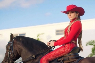 Shakira se lanza contra su exsuegro y lo menciona en su nueva canción “El Jefe”