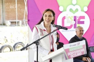 Se compromete MariElise Budib con la alimentación de niñas y niños de la Capital