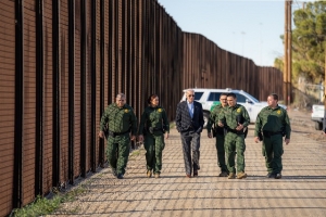 Joe Biden reforzará con mil 500 militares la frontera con México