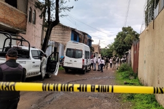 Encuentran 29 bolsas con restos humanos en fosas clandestinas en una vivienda en Zapopan