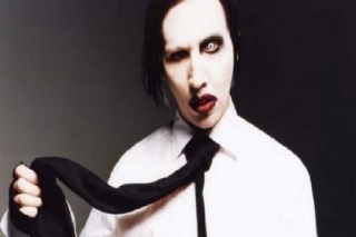 Tiene Marilyn Manson orden de arresto por denuncias de violación