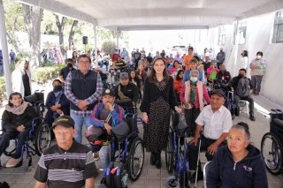 Encabeza Marielise Budib tercera entrega de aparatos  ortopédicos