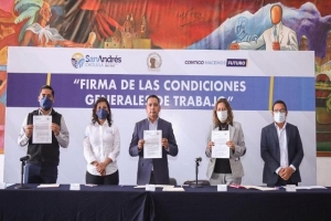 Firma Mundo Tlatehui con el sindicato las condiciones generales de trabajo