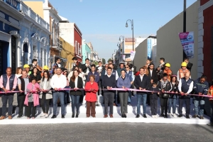 Ayuntamiento de Puebla entregó la rehabilitación de las calles de la zona norte del centro histórico 