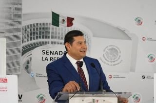 Extraordinaria noticia que el presidente López Obrador logre que Tesla se instale en el país: Armenta