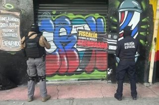 Barberos acusan a autoridades de sembrar droga en locales de Edomex