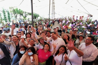 Más de 5 mil personas en Palmar de Bravo reciben al senador Armenta, presentó “Por Amor a Puebla”  