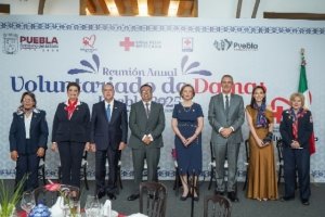 Recibe MariElise Budib el nombramiento como presidenta honoraria del Voluntariado de Damas de la Cruz Roja Mexicana