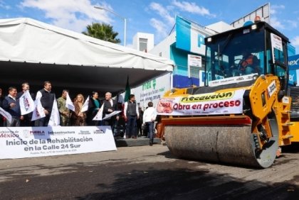 Comunicado 1083/2025  Lunes 10 de noviembre de 2025   *“En 1 año hemos gestionado para rehabilitación vial, lo que se ocupa en 2 sexenios”: Armenta*  - A través de la Secretaría de Infraestructura, en una tercera etapa, se ejecutará la rehabilitación