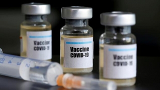 Lanza Interpol alerta mundial sobre la falsificación y venta ilícita de la vacuna contra el COVID 19
