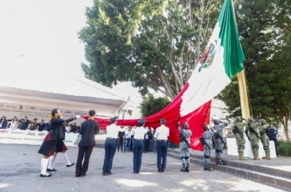 Desde Puebla se defiende con firmeza a la presidenta y la soberanía, con los principios de la 4T