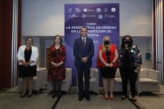 Innovar en sentencias y criterios con perspectiva de género garantiza el acceso a la justicia en igualdad de condiciones: HSS